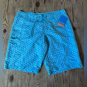 Columbia PFG Mermaid scales Omni-shade cargo board shorts 10 NWT
